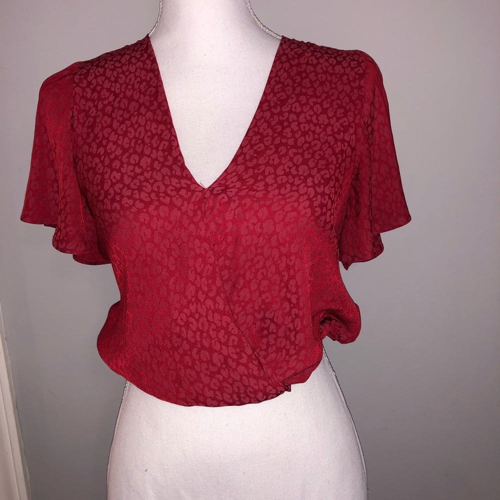 Beautiful burgundy top!